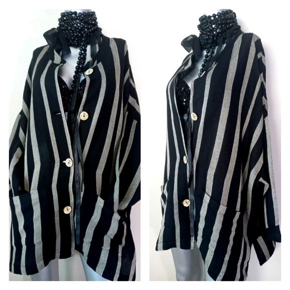 Lagenlook Oversized Pinstripe Asian Girl Wooden Buttons Shacket Relaxed Dress - Picture 2 of 11